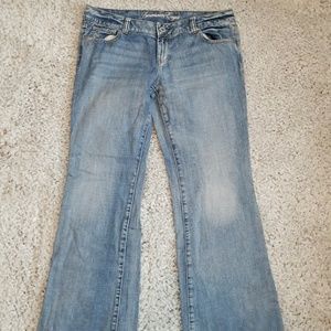 American eagle favorite boyfriend jeans